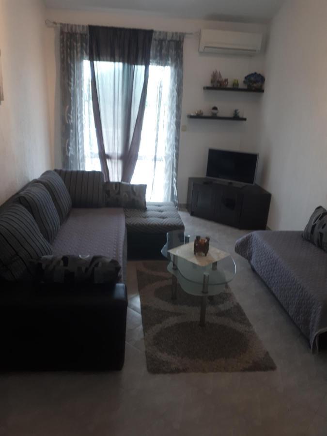 Apartments Makaus Kampor 外观 照片
